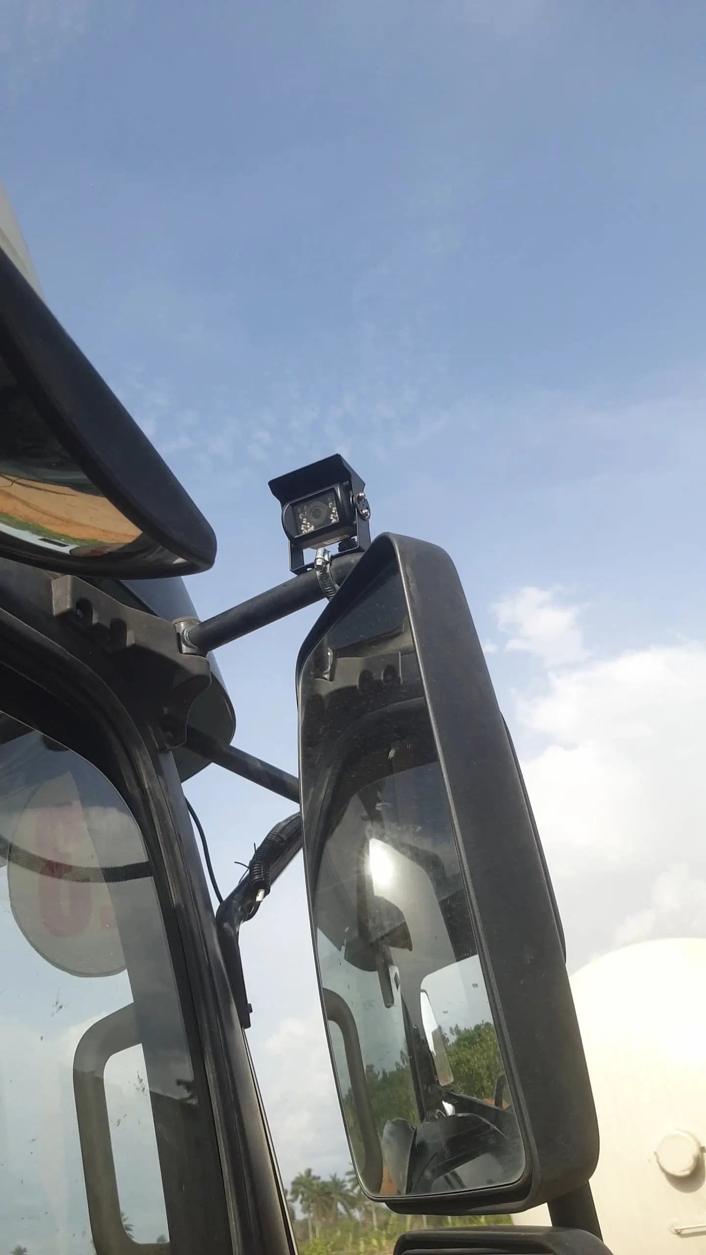 Road-facing camera mounted in a truck cab